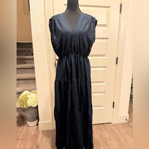 Elegant Navy Blue Sleeveless Dress